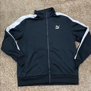 Puma zip up size XL